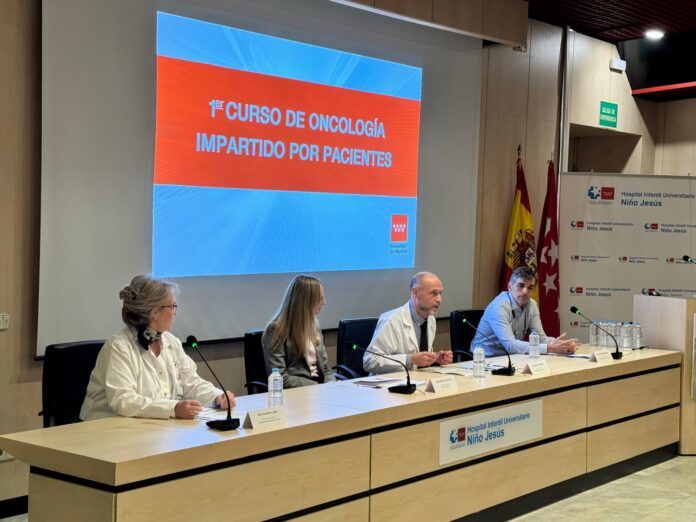 Invirtiendo los roles: pacientes pediátricos imparten un curso de oncología infantil